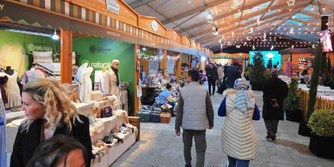 Sadece büyükler değil küçükler de bayılıyor: ‘Ramazan Sokağı’ coşkuyu artırıyor! 1